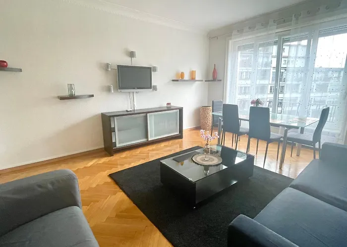 6 Minutes Walking From The Lausanne Train Station 2 Rooms Apartment